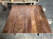 画像4: K-2023-100836-KO【訳あり・赤字在庫激安大処分品】Black Walnut Renovation Flooring ブラックウォールナット あいじゃくり ユニ クランプオイル塗装 フローリング  床材（6mm×90mm×910mm　1束=40枚入=3.276m2）〈Y〉 (4)