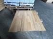 画像1: K-2023-100835【訳あり・赤字在庫激安大処分品】OAK Renovation Flooring オーク あいじゃくり ユニ クランプオイル塗装 フローリング  床材（6mm×90mm×910mm　1束=40枚入=3.276m2）〈Y〉 (1)