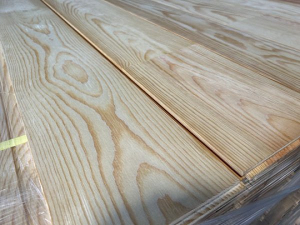 画像3: 2025-4-K4 ▼最終値下げ4389円→3990円→3289円★【スポット激安大処分・A-品・厚み18mm】幅広152 国産赤松 レッドパイン 無塗装  無垢フローリング材 床材（1820×18×152mm 1束＝5枚入)・会 (3)