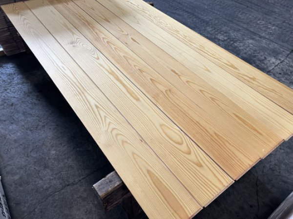画像3: 2025-4-K30-152★緊急値下げ3990円→3410円★【訳ありAB品・激安大処分】幅広152 国産赤松 レッドパイン 無垢床材リボスオイルクリア塗装フローリング材 （長さ1.82m×厚み1.5cm×幅15.2cm 1束=6枚入=約半坪=1.65m2）・会 (3)
