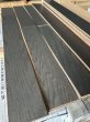 画像2: K-2023-7688-682【最終赤字激安大処分】天然木突板 オーク 複合乱尺 A-品 ウレタン塗装チャコールフローリング材 床材 （12mm×125mm×1,220/915/610/305mm 1束＝1.525m2） (2)