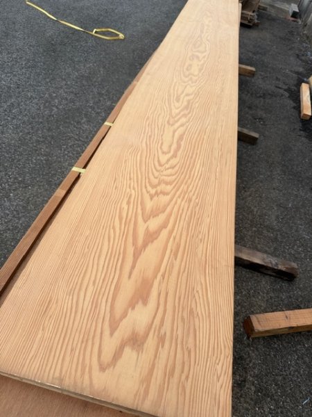 画像2: 300158   1山ラ)貴重 高級 単板張 銘木 屋久杉 浮造うづくり天井板 壁材 激安 杉材 和風和室 看板 DIY（約長さ3.7m強位×厚み1cm前後位/木枠入れて1.5cm前後位×幅44cm前後位） (2)