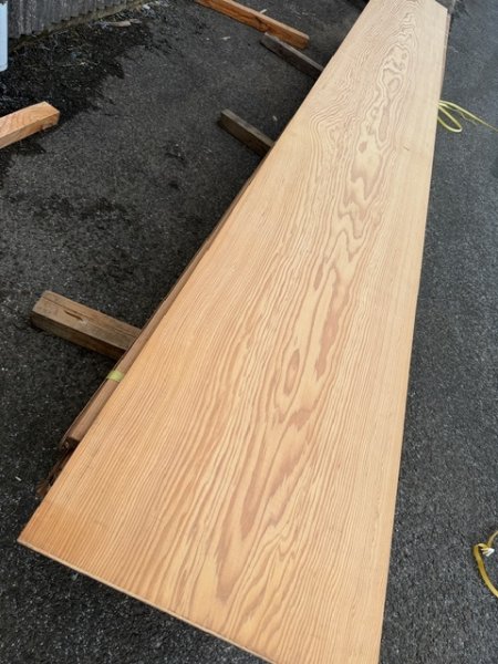 画像1: 300158   1山ラ)貴重 高級 単板張 銘木 屋久杉 浮造うづくり天井板 壁材 激安 杉材 和風和室 看板 DIY（約長さ3.7m強位×厚み1cm前後位/木枠入れて1.5cm前後位×幅44cm前後位） (1)