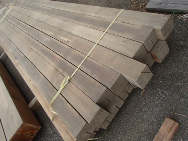 画像5: 500194【貴重な完全乾燥材・銘木 杉スギ 角材】倉庫一掃赤字処分大黒柱 角材 寺院仏閣 目詰 杢（4000×120角 ） (5)