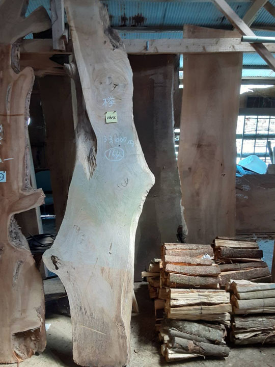 ハンドメイド欅　ケヤキ　一枚板　枯木　テーブルなどに　節なし　無節　　乾燥済　銘木　DIY